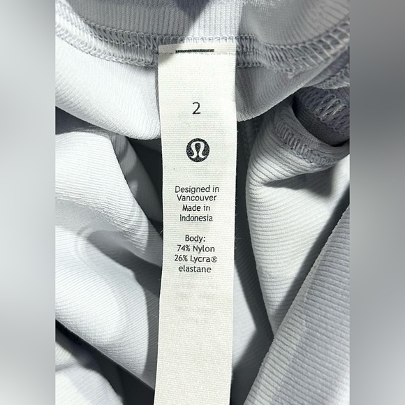 NEW Lululemon Wunder Under Short 10" *Ribbed Incognito Camo Jacquard White 2 - Picture 4 of 5